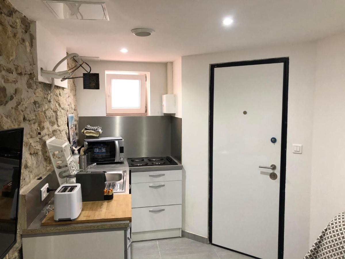 Les Olives Wifi Netflix Appart-Hotel-Provence La Fare-les-Oliviers Exterior photo